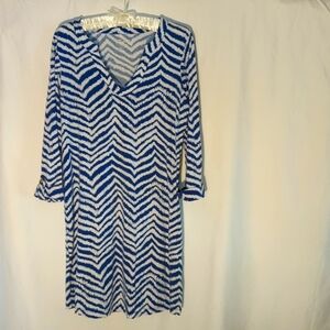 Lilly Pulitzer shift dress. Good pre-loved condition.  Royal blue and white. Med